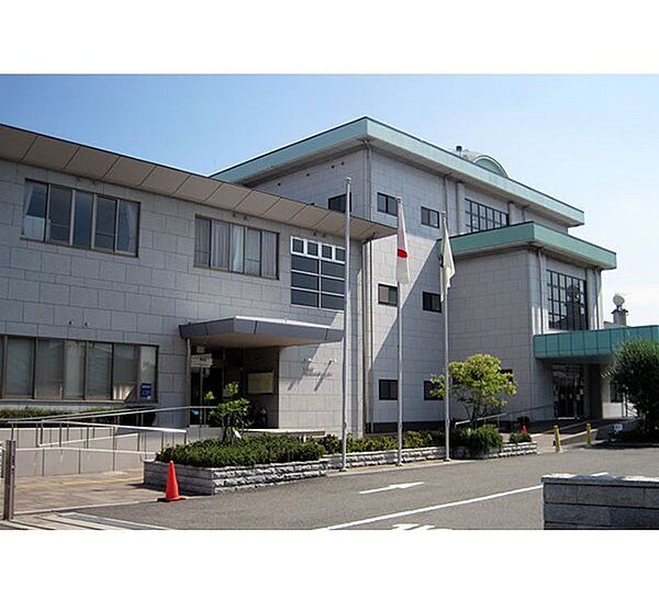 画像25:役所「和歌山市中央サービスセンターまで3715m」