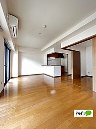 JR紀勢本線 紀三井寺駅 徒歩6分の賃貸マンション 2階2LDKのリビング/ダイニング