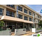 小学校「和歌山市立有功小学校まで1377m」