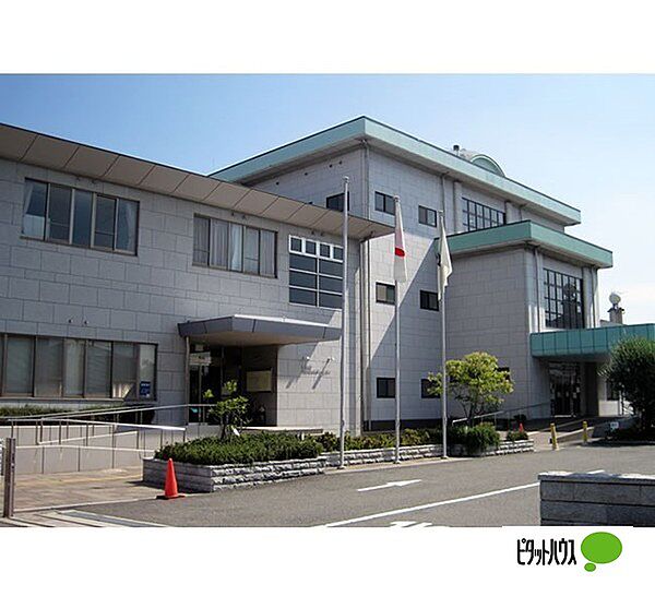 画像27:役所「和歌山市中央サービスセンターまで2425m」