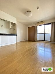 ピュア紀三井寺 301 3階ワンルームのリビング/ダイニング