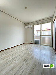 ヤマイチPLAZAサニータウン園部 203 2階3DKのリビング/ダイニング