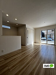 ヤマイチテラス西浜 I 1階3LDKのリビング/ダイニング