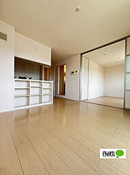 メゾンドヒル 301 3階3LDKのリビング/ダイニング