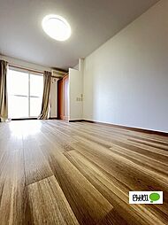 メゾン鳴神 107 1階1Kのリビング/ダイニング