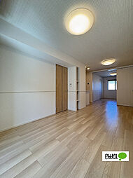 ロイズ紀三井寺I 102 1階1LDKのリビング/ダイニング