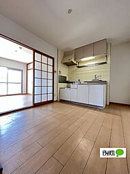 グレース吉田 305 3階3DKのリビング/ダイニング