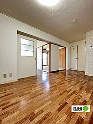 ファミーユ21 202 2階2DKのリビング/ダイニング