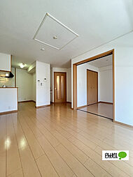 アーデン西浜　III 103 1階2LDKのリビング/ダイニング