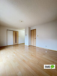 フォーナス 1階2LDKのリビング/ダイニング