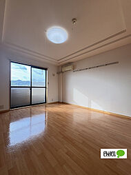 ジュニパー弘西 201 2階1Kのリビング/ダイニング