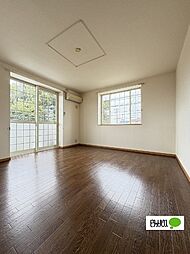 シャン・ド・フルールI 201 2階2LDKのリビング/ダイニング