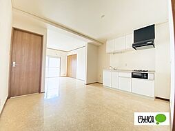 ひらたパークハイツ 505 5階2LDKのリビング/ダイニング