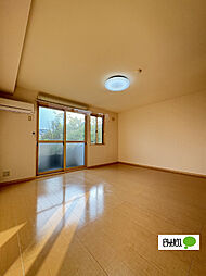 ソレアードｉ 112 1階ワンルームのリビング/ダイニング