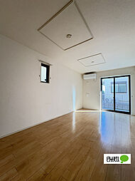 花・うらら 101 1階1LDKのリビング/ダイニング