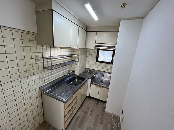 ロイヤルアネックス土居田 206 号室｜愛媛県松山市土居田町(賃貸マンション3LDK・2階・63.00㎡)の写真 その10