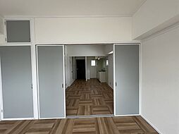 ロイヤル三津 501 号室 5階1LDKのリビング/ダイニング