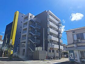 ミモザヒルズ古町 202 号室 ｜ 愛媛県松山市平和通6丁目（賃貸マンション1K・2階・28.20㎡） その1