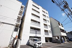 第二朝日 401 号室 ｜ 愛媛県松山市松前町2丁目（賃貸マンション1K・4階・25.66㎡） その1