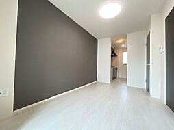 パルティール朝日ヶ丘 201 号室 2階1LDKのリビング/ダイニング