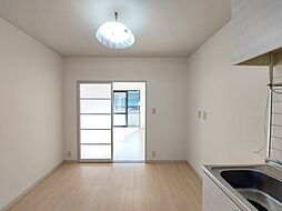 ディアスＫ2 （見奈良） 101 号室 1階2DKのリビング/ダイニング