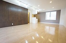 ＩＥＫＩビル 201 号室