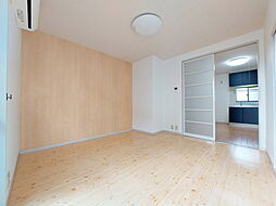 グランコート鴨川 E-102 号室 1階3DKのリビング/ダイニング