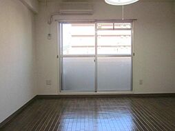 第77杉フラット 502 号室 5階1Kのリビング/ダイニング