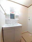 シャワー付洗面化粧台