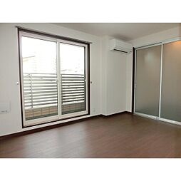 アーバン上大川前 203 2階1SKのリビング/ダイニング