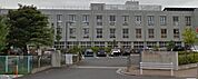 小学校「東松山市立新明小学校まで694m」