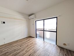 ペアハウス浦安 2階ワンルームのリビング/ダイニング