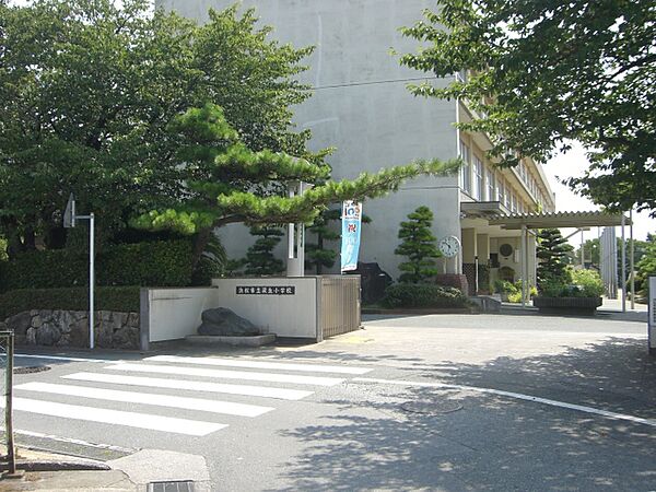 画像18:浜松市立萩丘小学校（1031m）