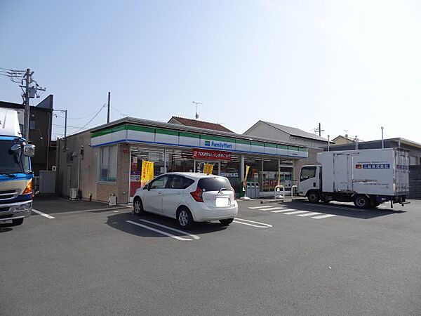 画像17:ファミリーマート 掛川成滝東店（986m）