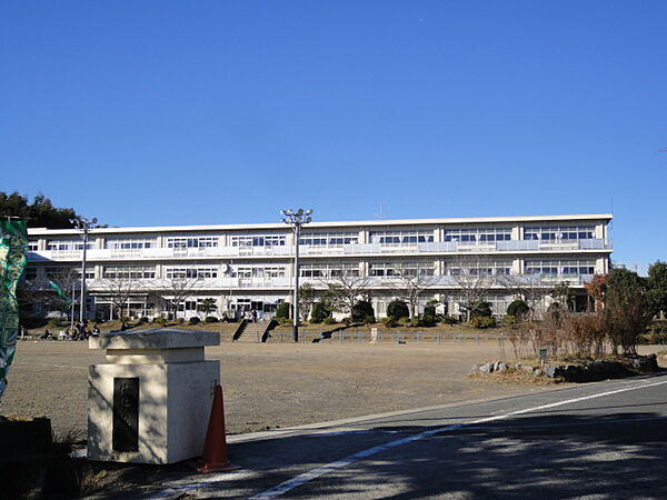 画像21:掛川市立城北小学校（1350m）
