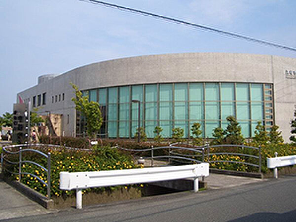 画像17:浜松市立可新図書館（1708m）