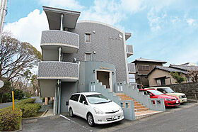 ウインディ・レイ  ｜ 静岡県浜松市中央区和地山３丁目（賃貸マンション1K・1階・30.16㎡） その1