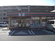 セブンイレブン（402m）