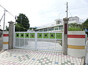 青葉幼稚園（151m）
