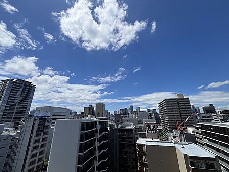バルコニーからの眺望(西方向)