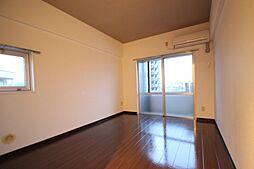 プラスパー東雲 5階ワンルームのリビング/ダイニング