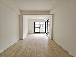 横村ビル 3階3LDKの室内