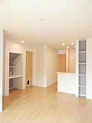 ルボースリジエA 1階1LDKのリビング/ダイニング