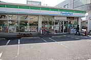 コンビニ「ファミリーマート高須駅前店まで47ｍ」