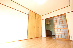 コーポ平和 4階1DKのリビング/ダイニング