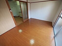 ミリオンビル 3階1DKのリビング/ダイニング