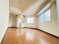 アスプロパラティII 2階ワンルームのリビング/ダイニング