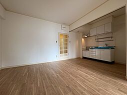 サンシティー十日市 4階3LDKのリビング/ダイニング