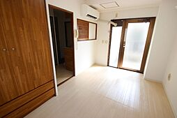 エステート三滝 1階1Kのリビング/ダイニング