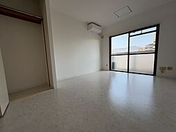 レジェンド船越南 4階ワンルームのリビング/ダイニング